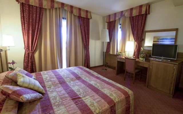 Hotel Master