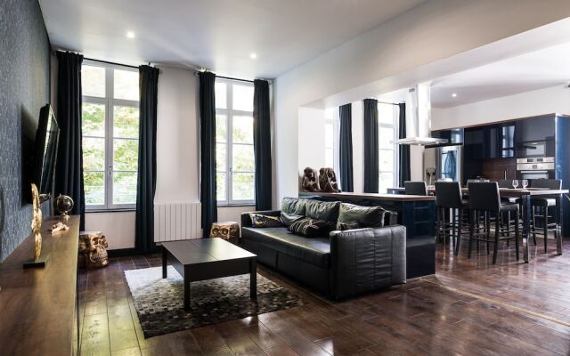 LE Naya Apt 2 Chambres Proche de la Grand Place