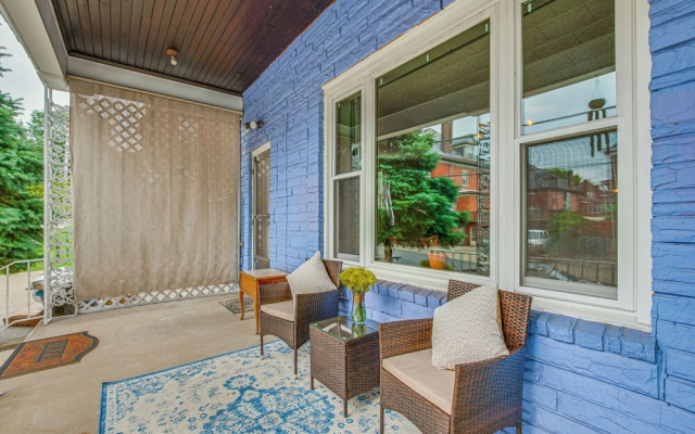 Artsy Pittsburgh Retreat: Walk To Highland Park!