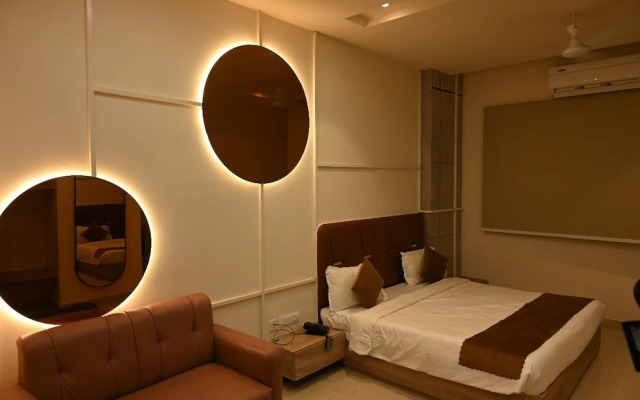 Sethi Grand Hotel