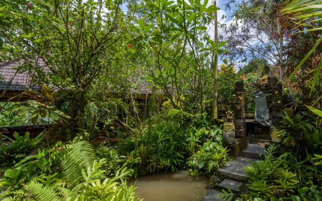 Gusti Garden Bungalows