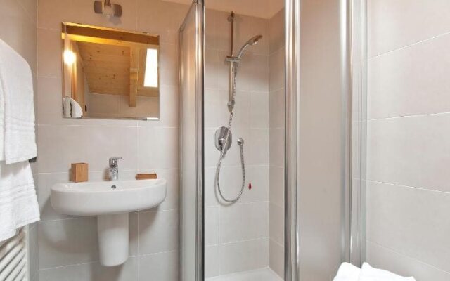 Helianthus Residence
