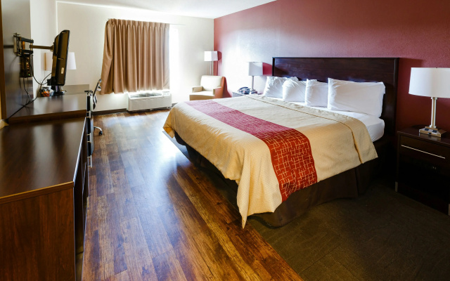 Red Roof Inn PLUS+ Danville, KY