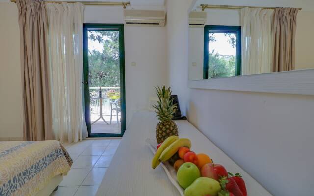 Отель Bomo Tosca Beach