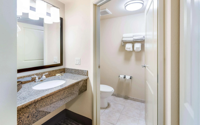 Best Western Plus Chena River Lodge