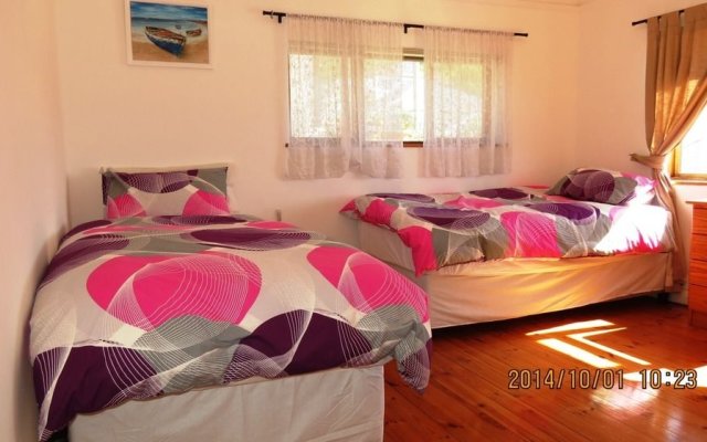 Kalk Bay Backpackers Lymehaven