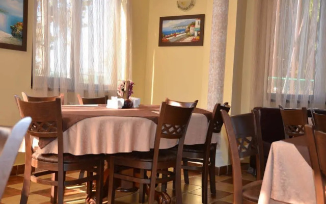 Afina Hotel