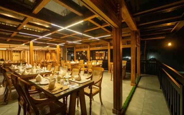 Chandys Drizzle Drops Munnar Top Station
