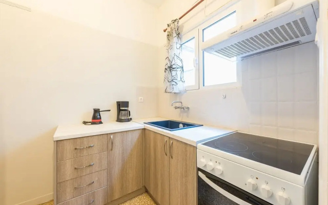 Topfloor Central Apt With Urban Views