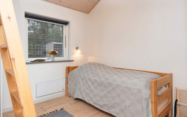 6 Person Holiday Home in Glesborg
