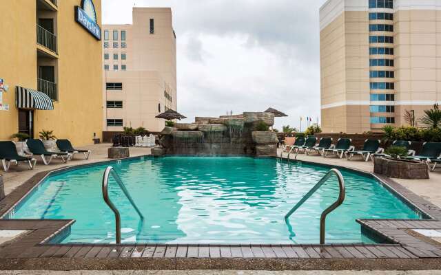 Days Inn by Wyndham Virginia Beach At The Beach