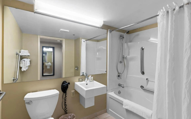 Country Inn & Suites by Radisson, Saskatoon, SK