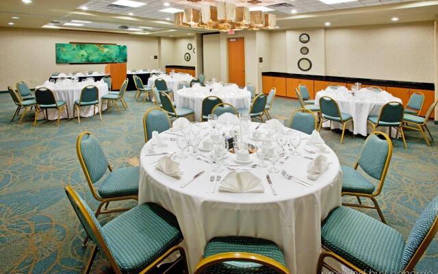 Holiday Inn Hotel & Suites Williamsburg-Historic Gateway by IHG