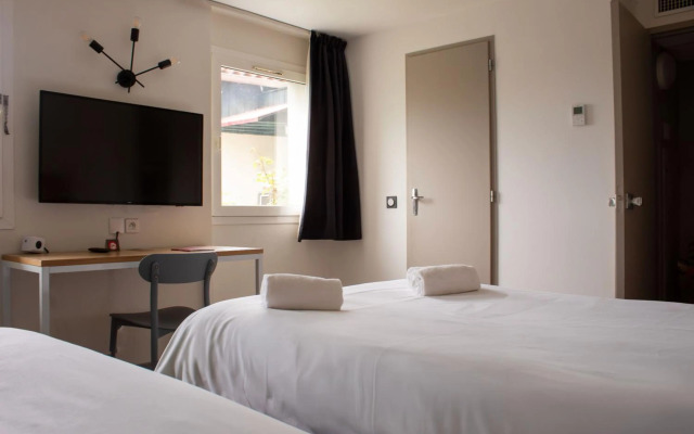 Hôtel les Genêts Bayonne