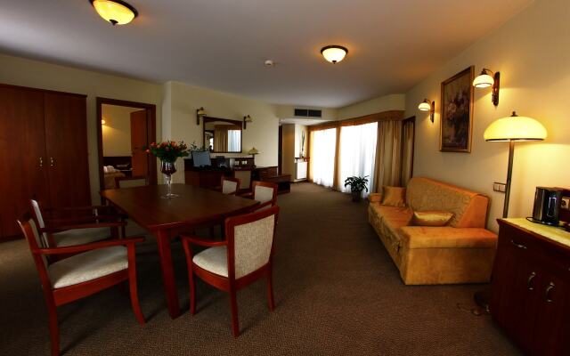 Conrad Hotel