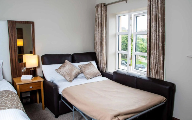 Riverside Park Hotel and Leisure Club