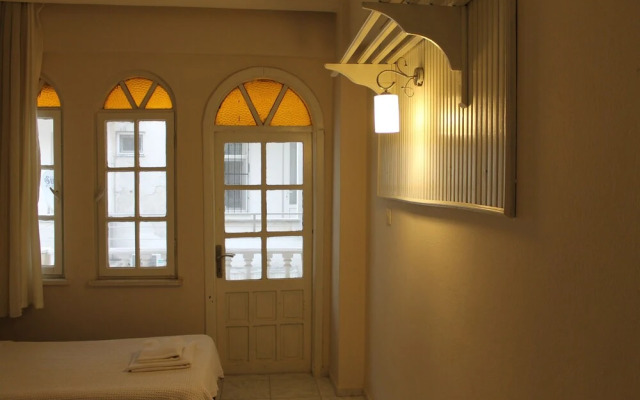 DM Hotel