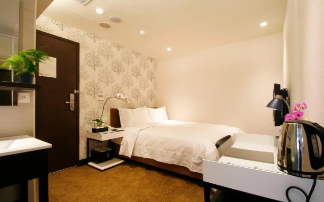 Hotel Puri Ximen Branch