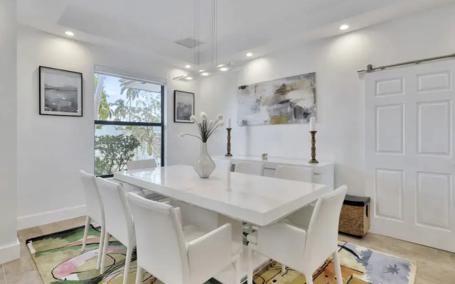 Lynora's Luxe Estate Modern Design