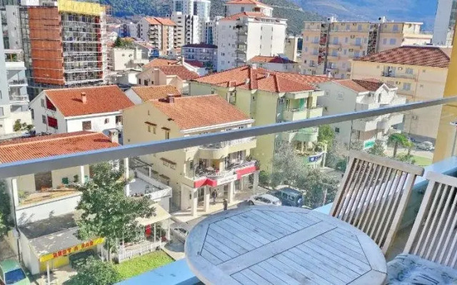 Sea Breeze Lux Apartments