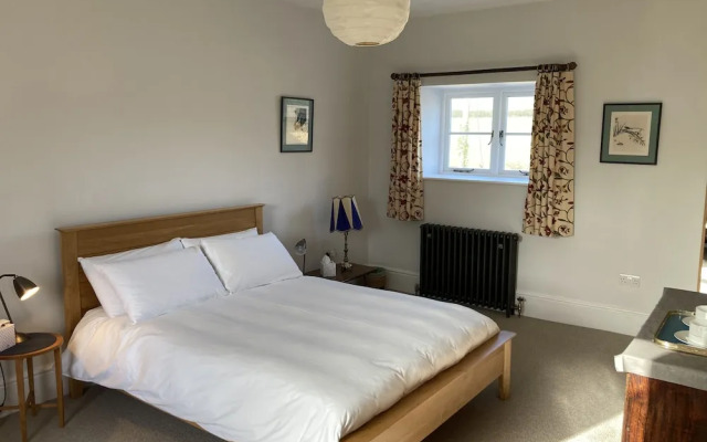 Frizenham Farmhouse B&B