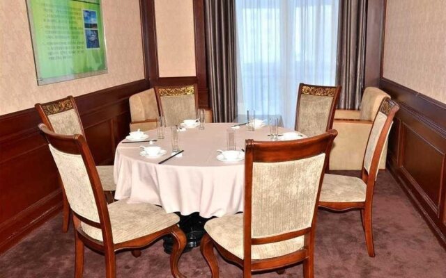 Kangqiao Hotel