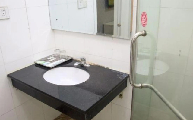 Anna Hostel