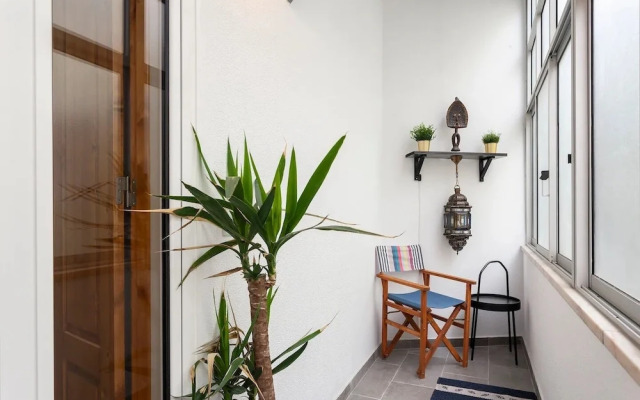 Alfama Spacious 2-Bed Near Feira Da Ladra