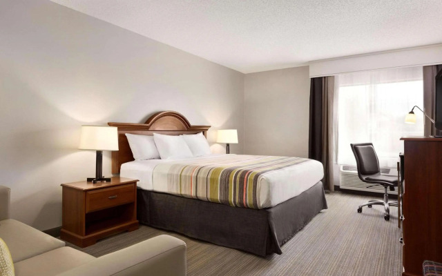 Country Inn & Suites by Radisson, Dahlgren-King George, VA