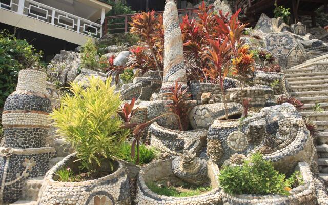 Matinloc Island Resort