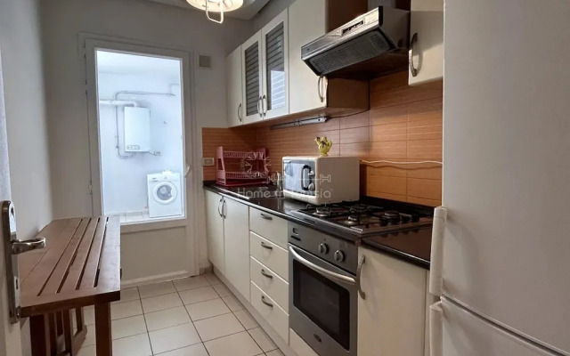 Beautiful Seafront Vacation Apartment
