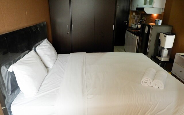 Great Location Studio Belmont Apartment near Puri Mall