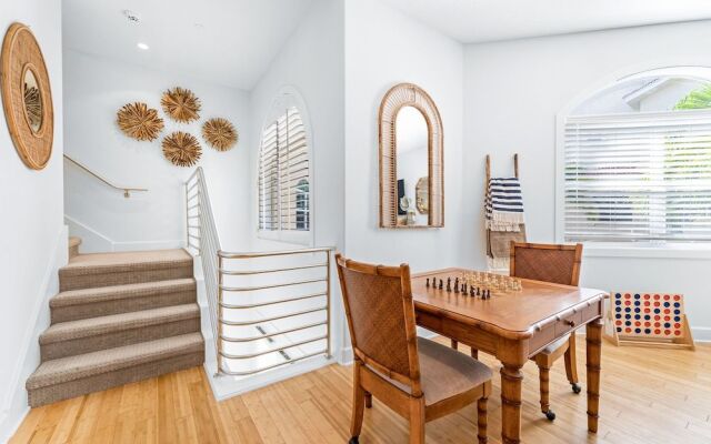 Off The Hook By Beachside Management