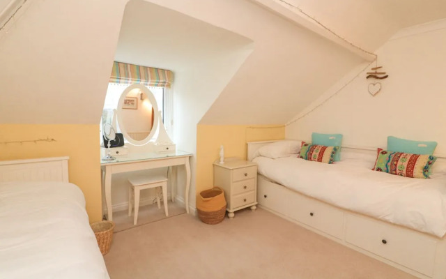 5 Melbury