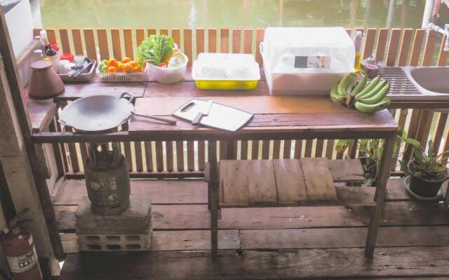 Lungkluay homestay