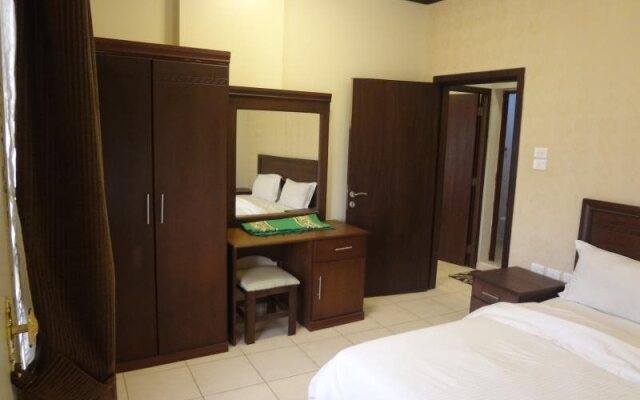 Al Berwaz Hotel Suites