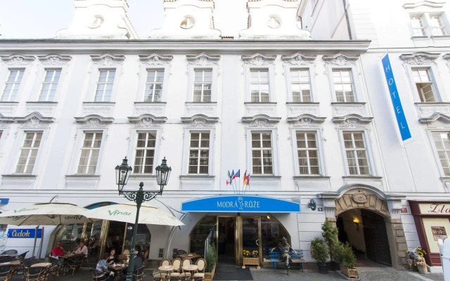 Hotel Modrá Ruže