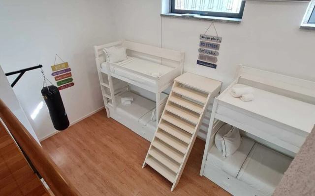 S.SOARES Beach Parede