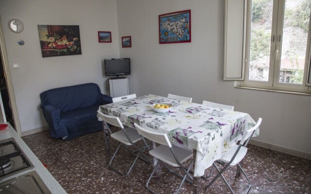 Casa Vacanza Holiday Giardini Naxos