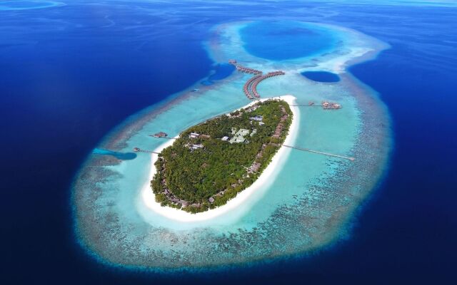 Vakkaru Maldives Hotel