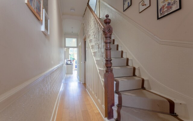 4 Bedroom House in Wandsworth Common