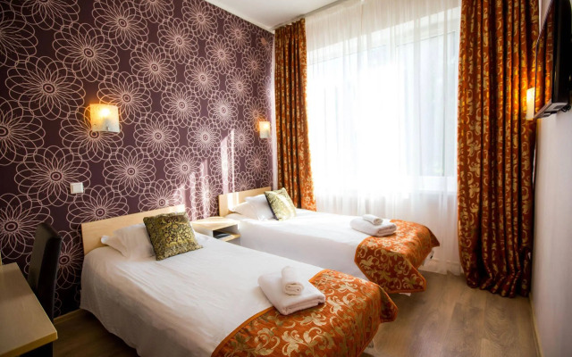 Starest Hotel