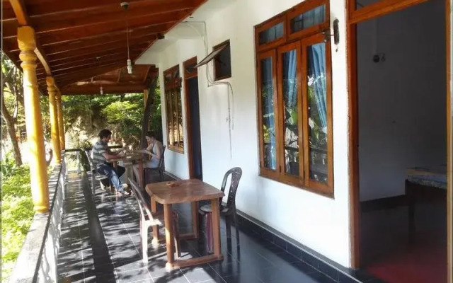 Soorya Guest Inn