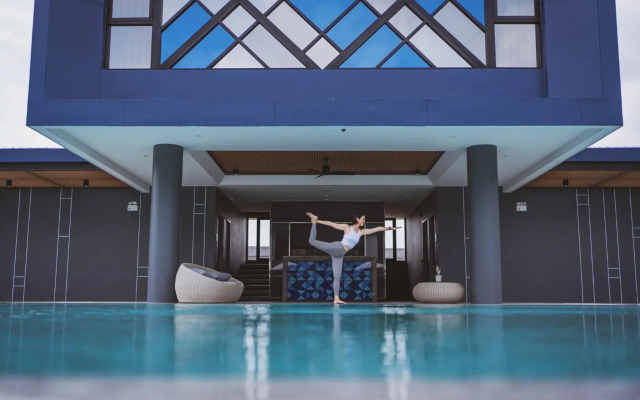 Blue Rabbit Hotel