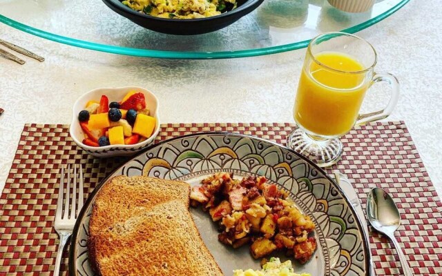 Cedar Manor Bed and Breakfast