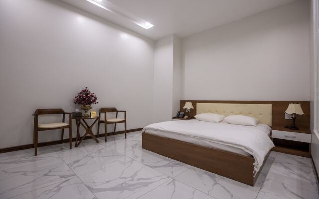 Hoang Hung Hotel