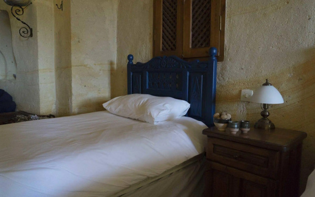 Elkep Evi Cave Hotel