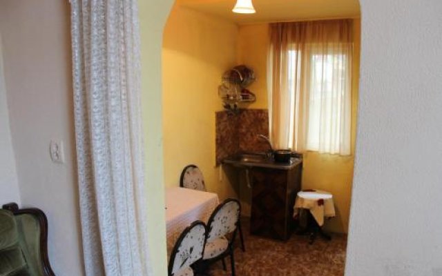 Guest House Sokhumi St 47