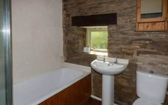 Ploony Cottage