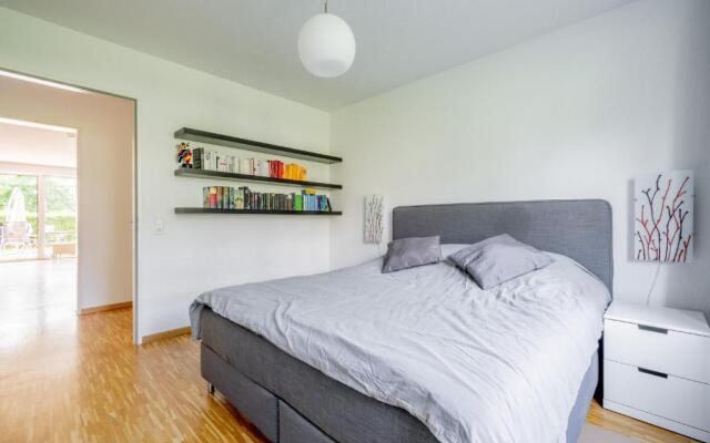 ID 7029 - Private Apartment